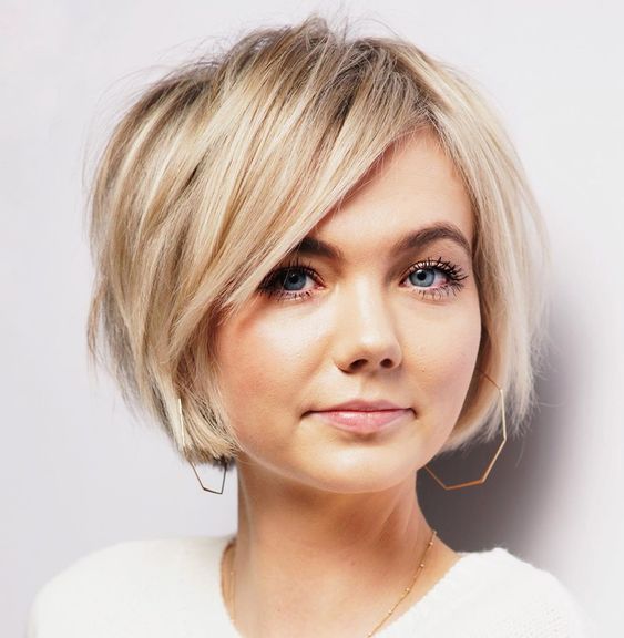 which haircut suits for round face female