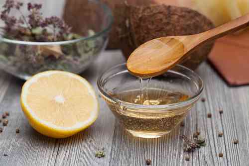 how to lighten hair with honey and lemon
