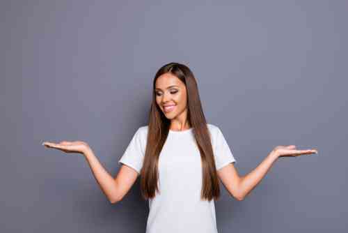 how much does hair weigh female
