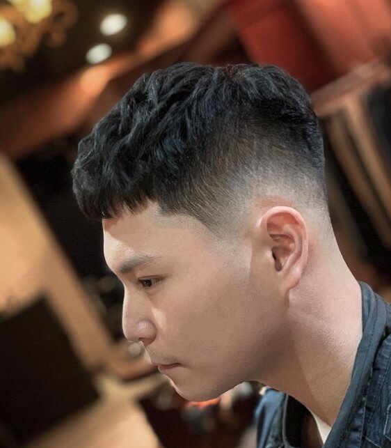 Korean haircut for oval face male