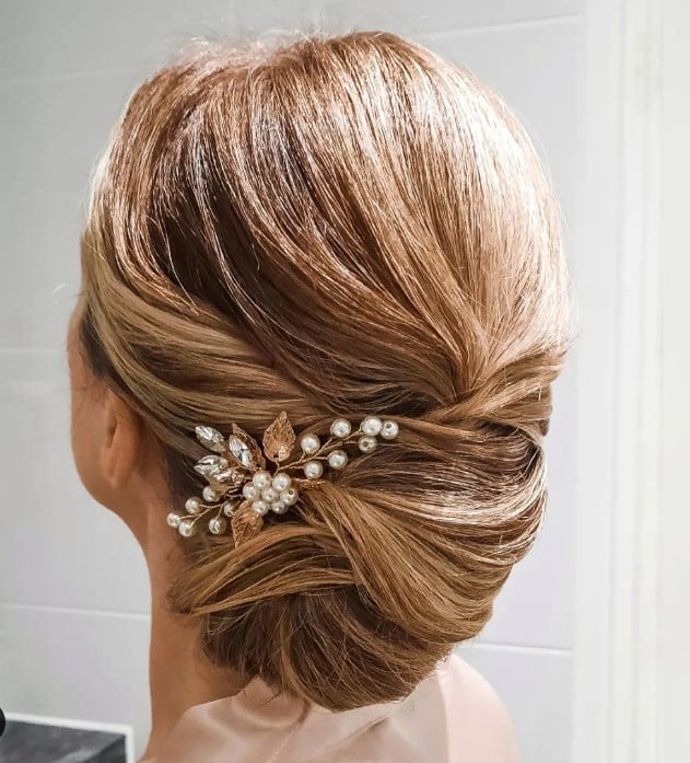traditional hair style girl for wedding