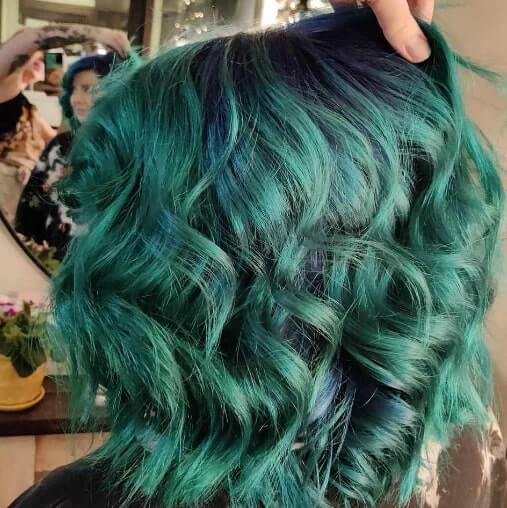 emerald green hair