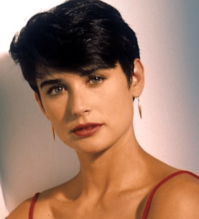 demi moore short hairstyle