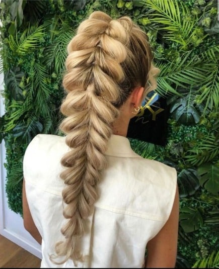 How to Do Easy Hairstyles for Long Hair