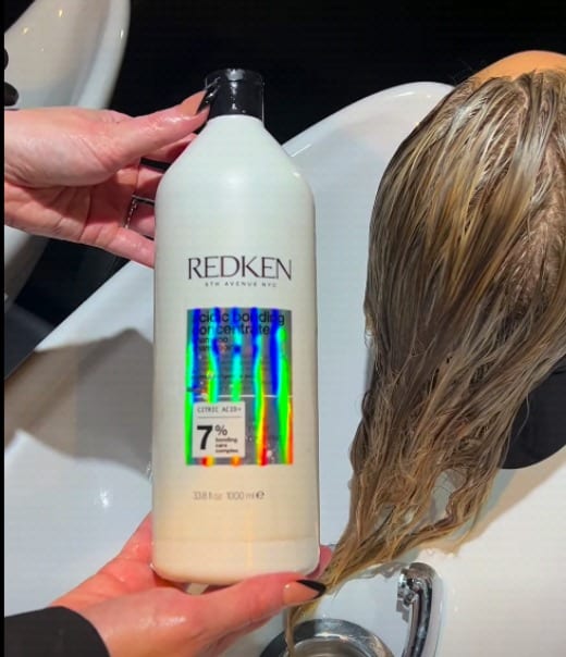 Redken extreme vs acidic bonding for bleached hair